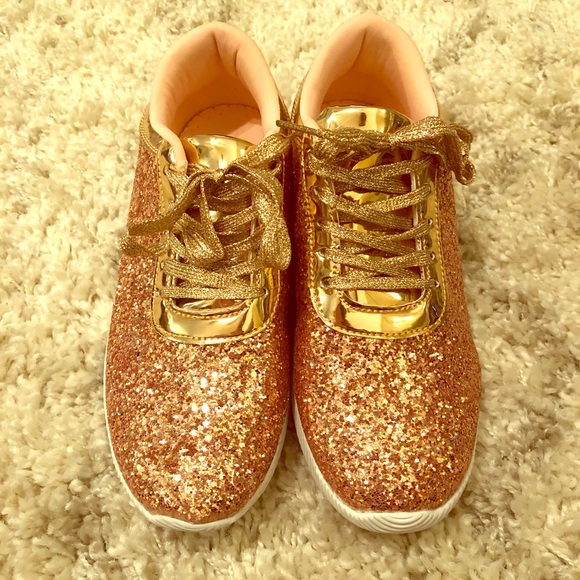 gold glitter tennis shoes